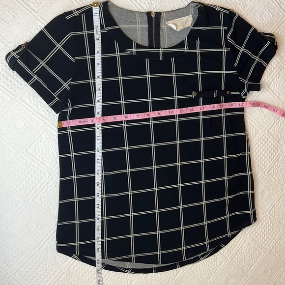 Sweet Wanderer Small Black/White Checkered Blouse - Picture 13 of 14